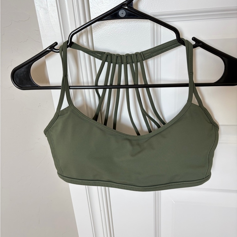Lululemon Lighten Up Bra Dark Green Size 8 Sports Bra